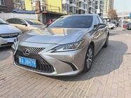 Lexus ES 2021