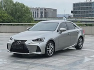 Lexus IS 2019