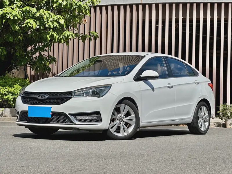 Chery Arrizo 5