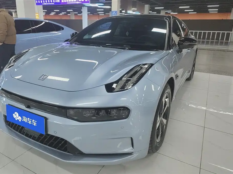 Zeekr 001