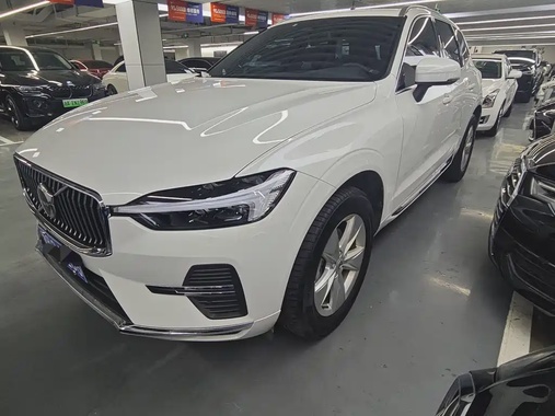 Volvo XC60 2022