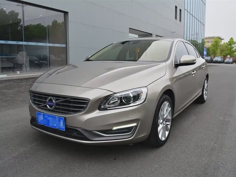 Volvo S60