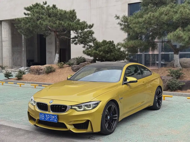 BMW M4