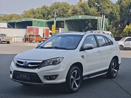 BYD S7 2015