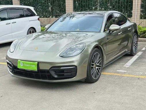 Porsche Panamera 2022