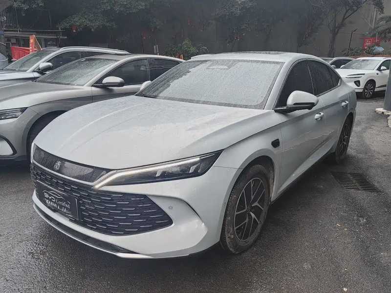 BYD Qin L