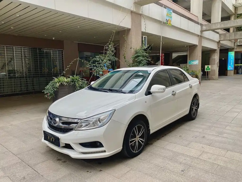 BYD Surui