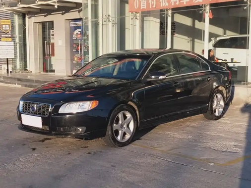 Volvo S80L 2011