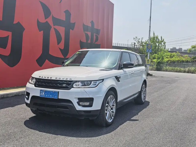 Land Rover Sport