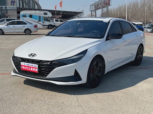 Hyundai Elantra 2022