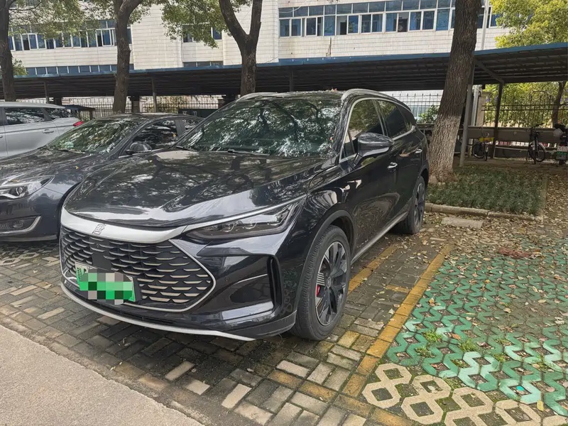 BYD Tang