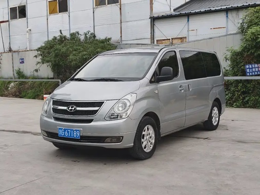 Hyundai H-1 2014