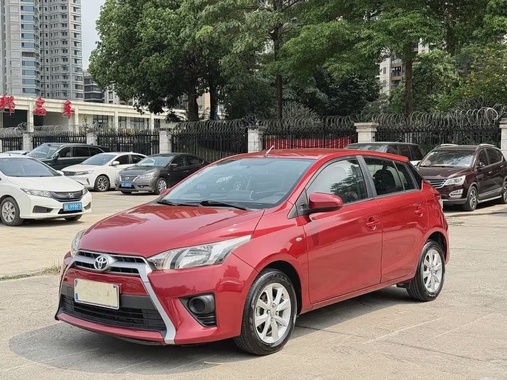Toyota Yaris 2016