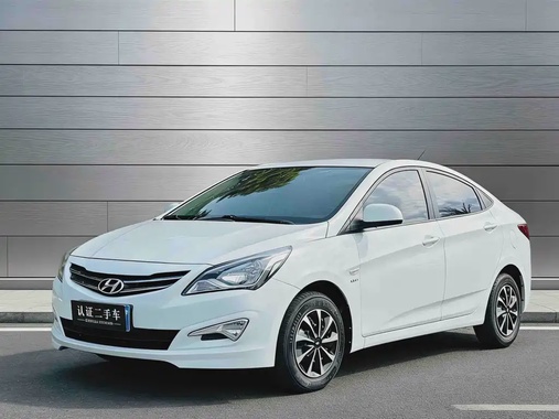 Hyundai Verna 2016