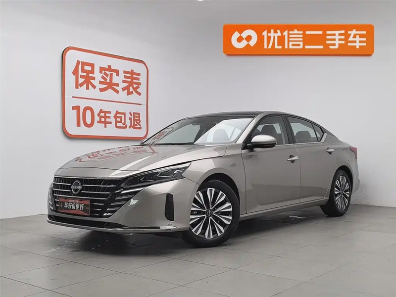 Nissan Teana