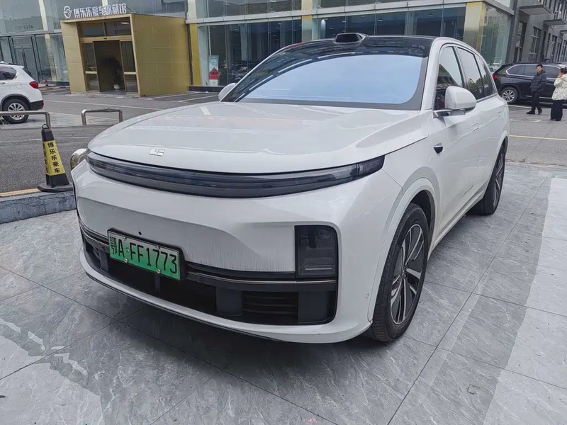 Li Auto L7