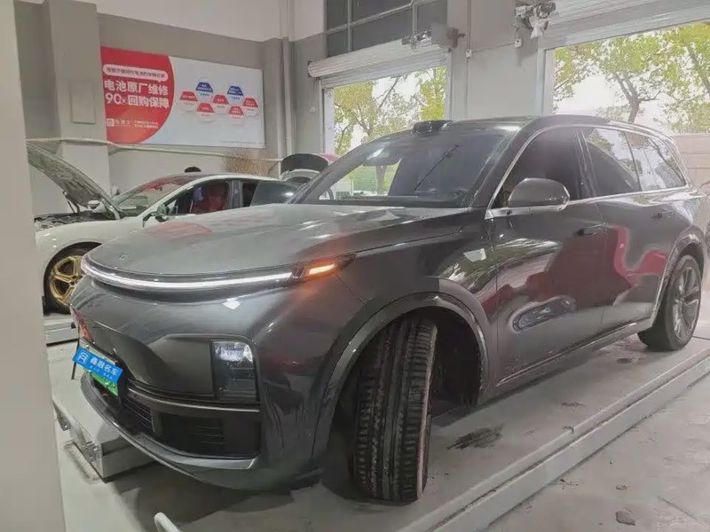 Li Auto L9