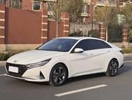 Hyundai Elantra 2022