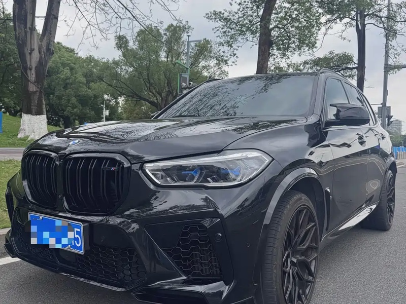 BMW X5M