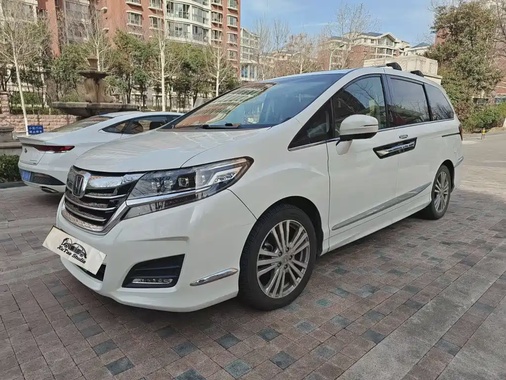 Honda Elysion 2016