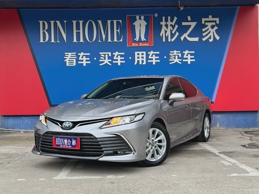 Toyota Camry 2021