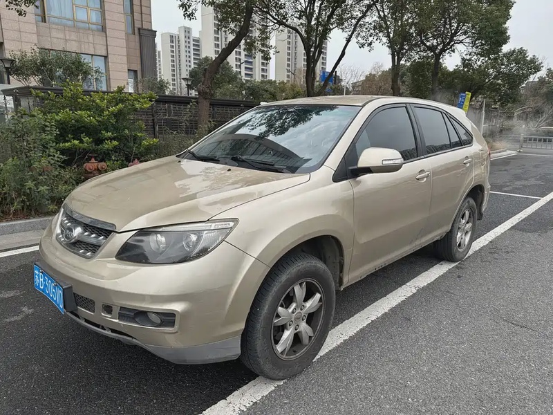 BYD S6