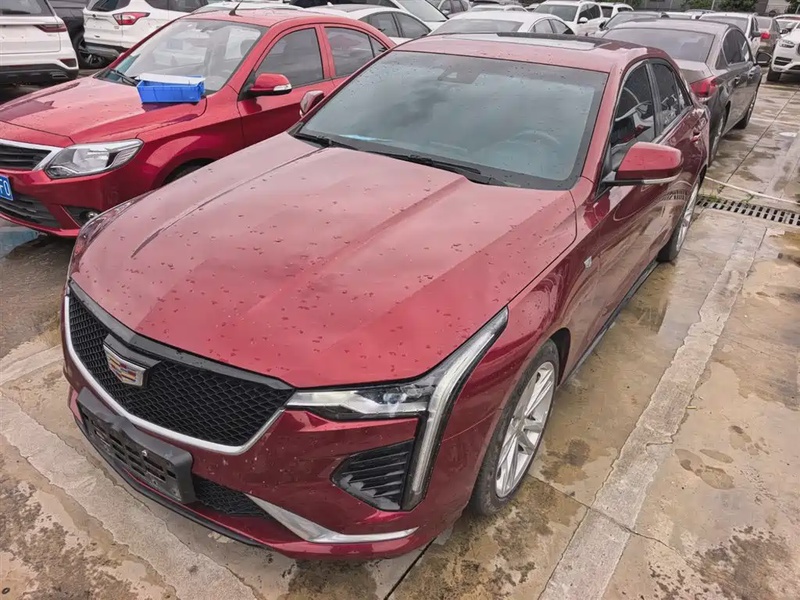 Cadillac CT4