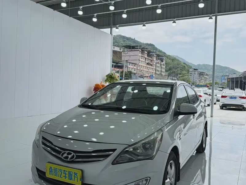 Hyundai Verna