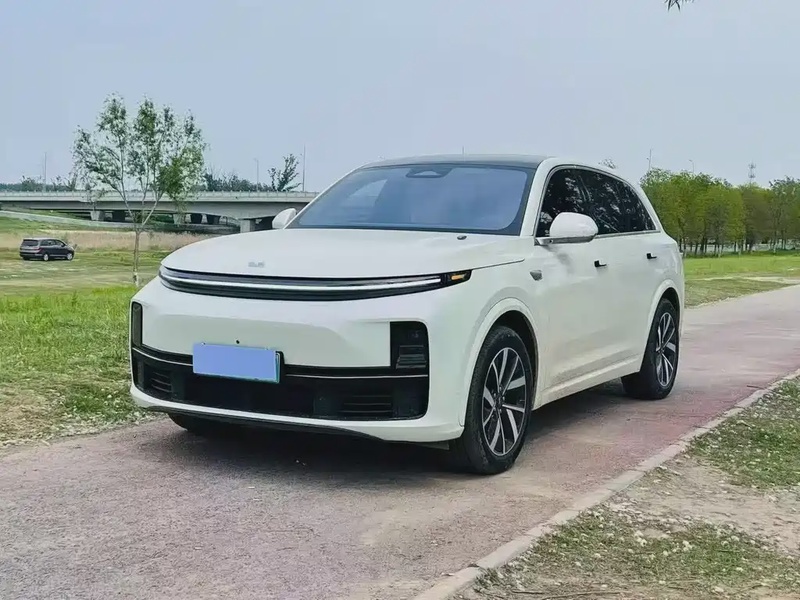 Li Auto L7