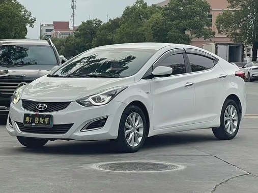 Hyundai Elantra 2016
