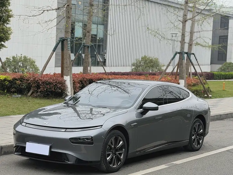 XPeng P7