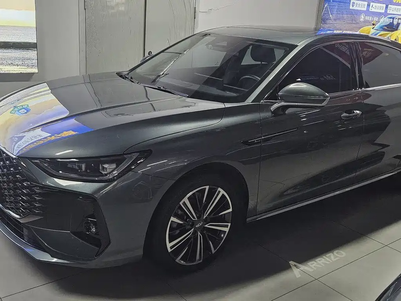 Chery Arrizo 8