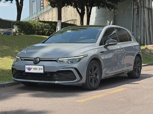 Volkswagen Golf 2021