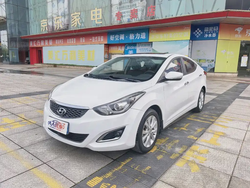 Hyundai Elantra