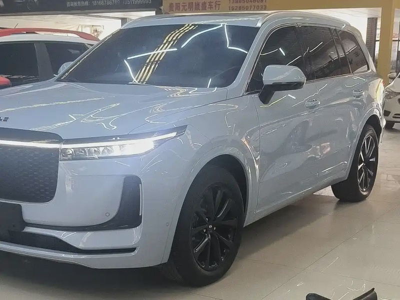 Li Auto ONE