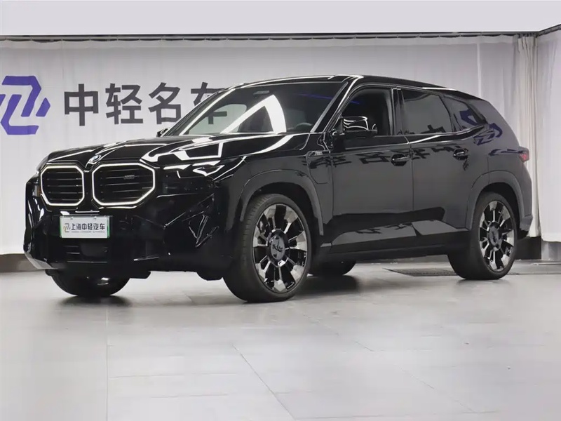 BMW XM