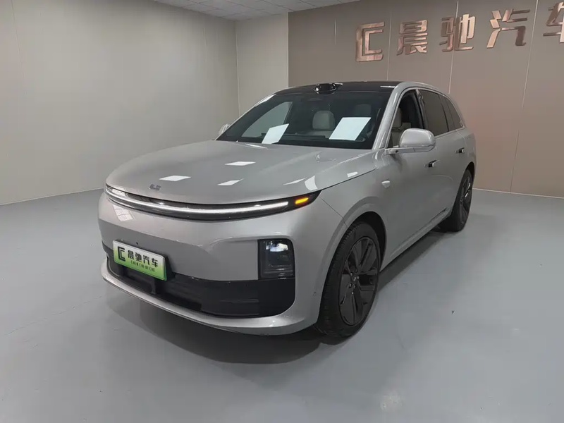 Li Auto L6