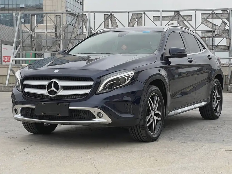 Mercedes-Benz GLA-Class