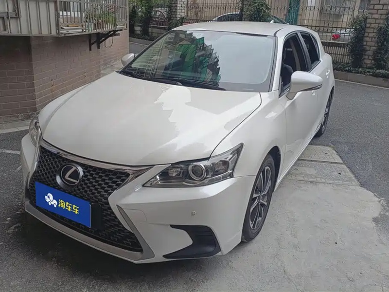 Lexus CT