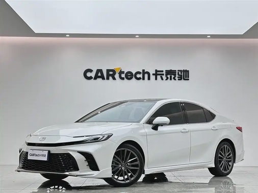 Toyota Camry 2025