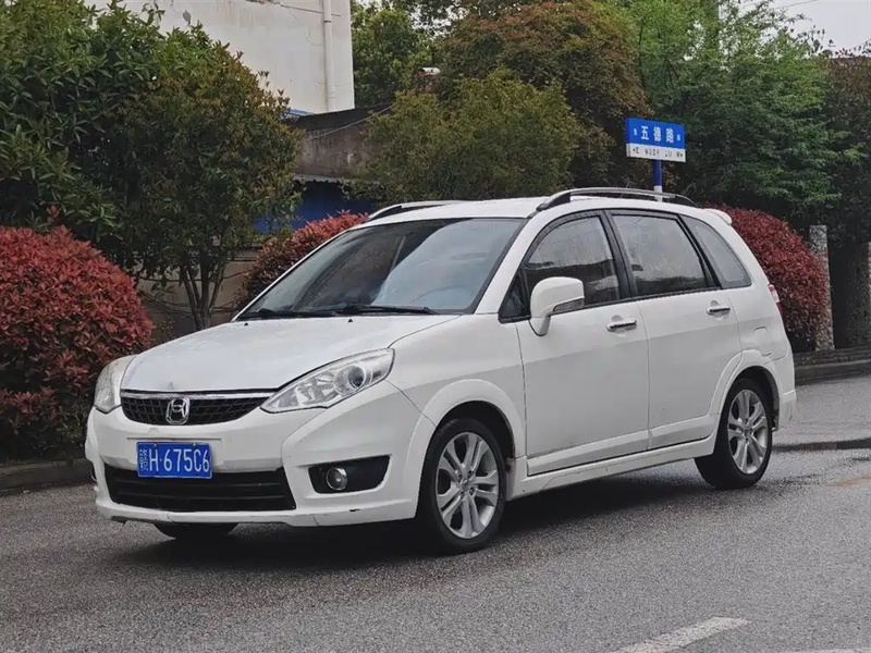Suzuki Liana