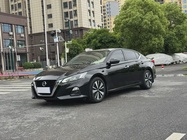 Nissan Teana 2022