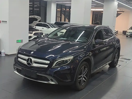 Mercedes-Benz GLA-Class 2015