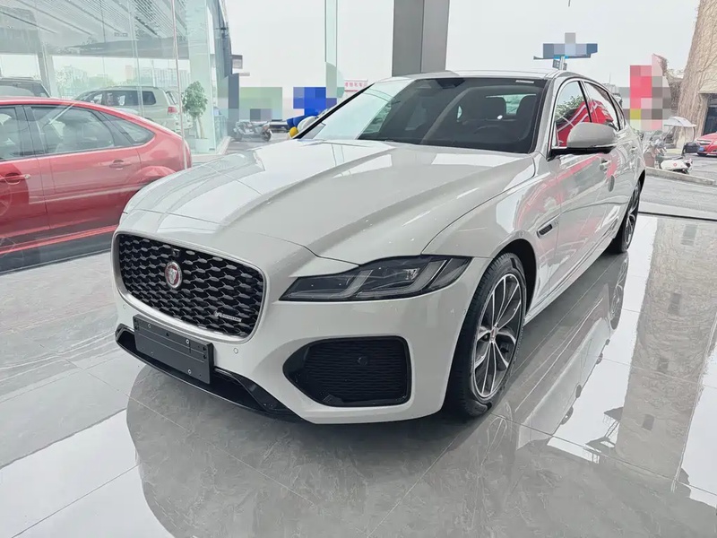 Jaguar XF