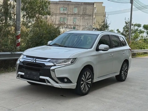 Mitsubishi Outlander 2022