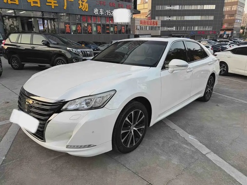 Toyota Crown 2019