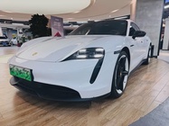 Porsche Taycan 2021