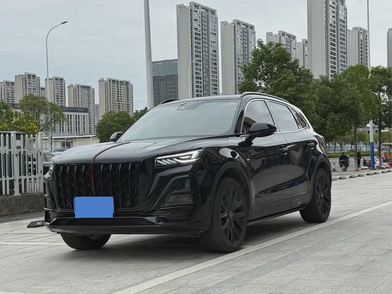 Hongqi HS5