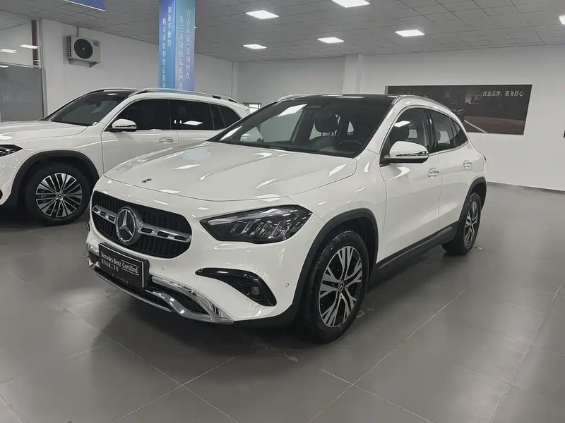 Mercedes-Benz GLA-Class