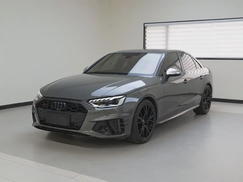 Audi S4